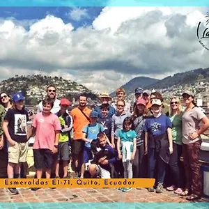  Hostel Latins Rooftop House Ecuador